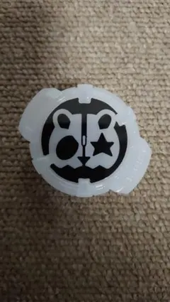 仮面ライダーギーツ　ダパーンIDコア