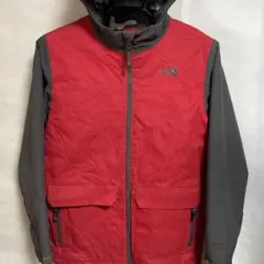 THE NORTH FACE SARGONS 赤とグレーのマウンテンパーカー
