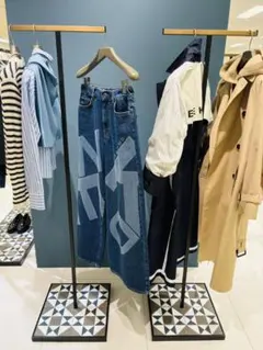 WEEKEND MAX MARA デニムパンツ ヴォルティチェ46のサムネイル