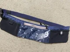 ウエストポーチ