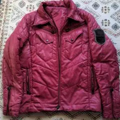 ワインレッド ダウンジャケット