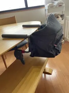 テーブルチェア チャイルドシート