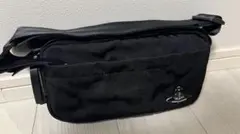 Vivienne Westwood MAN ショルダー バッグ 黒のサムネイル