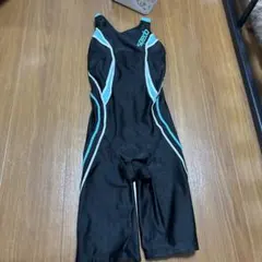 speedo 競泳水着のサムネイル
