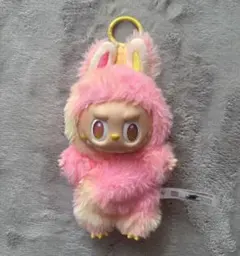 Big into Energy LABUBU POP MART ロイヤリティ