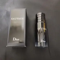 Dior SAUVAGE ➕キャロライナへレラ212 - メルカリ