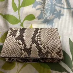 90s GIVENCHY ジバンシー 二つ折り財布 パイソン 蛇革 蛇 - メルカリ