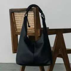 【LURAKU】 ロープハンドルショルダーバッグ　ブラック