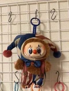LABUBU ラブブ ピエロ風 ぬいぐるみ