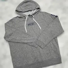 Under Armour フード付きパーカー グレー