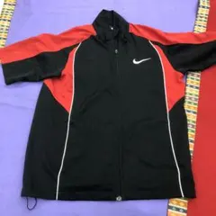NIKE メンズ ナイロンジャケット ブラック×レッド Mのサムネイル