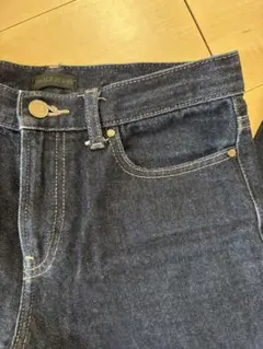 UNIQLO ローライズバギージーンズ　サイズ22