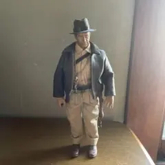 トイズマッコイ製 1/6フリーポーザブルフィギュア『インディー・ジョーンズ』 インディアナ・ジョーンズ 1/6アクションフィギュア（トイズ