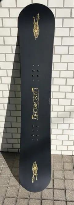 セール！ Lacroix スノーボード 板　黒ゴールド 1/2 after 9