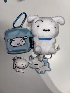 クレヨンしんちゃん　シロ　しろ　キーホルダー　マスコット