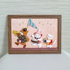 古布　押絵　縮緬細工　ハンドメイド　お正月遊び兎 古布 押絵 縮緬細工 ハンドメイド 額 鯛車と兎 - メルカリ