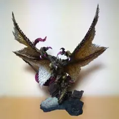 モンスターハンター クリエイターズモデル 天廻龍 シャガルマガラ﻿ フィギュア