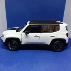 ミニカー 1/24 Jeep Renegade (白 黒)