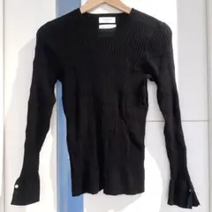 美品 OPAQUE.CUIP 黒 リブ ニット ベルスリーブ 長袖 銀ボタン