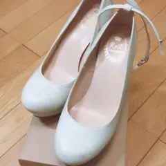 R&E パンプス