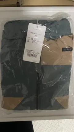 フード脱着ジャッケット　コート　ブルゾン　男の子　サイズ90