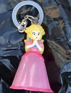 〈最終値下げ〉スーパーマリオ めじるしアクセサリー ピーチ姫