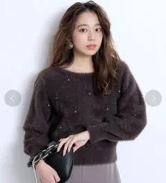 新品＊JUSGLITTY ビジュードットフラッフィーニット(コゲ茶) - メルカリ