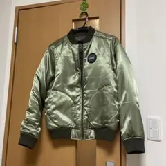 ＶＡＮＳ　リバーシブルMA-1ジャケット スカル刺繍