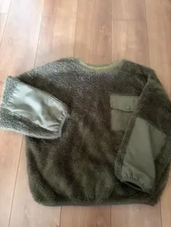 ●GU●130●カーキ●トップス