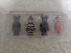 BE@RBRICK ゴジラvsマクドナルド