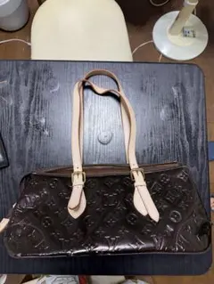 LOUIS VUITTON ヴェルニ ショルダーバッグ