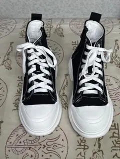 ☆美品☆ ハイカットスニーカー ブラック/ホワイト 厚底