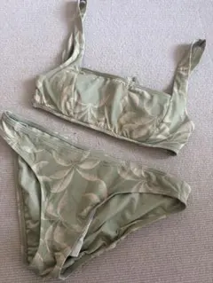 【美品】BILLABONG ビラボン パームツリー柄 ビキニ 水着 カーキ系