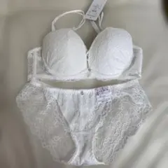 Love gerie ブラジャーD70 ショーツM セットのサムネイル