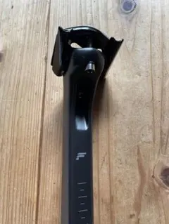 2026年最新】FOCUS シートポストの人気アイテム - メルカリ