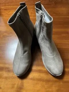 新品未使用品ダイアナ　レディース　ブーツ