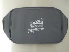 BUDDiiS JUBiiLEE トラベルポーチ