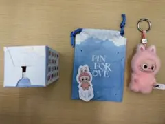 ラブブイニシャル《U》THE MONSTER PIN FOR LOVE