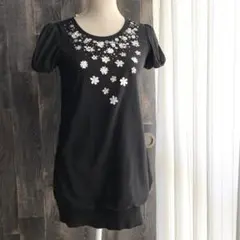 TO BE CHIC トップス チュニック丈カットソー 裾リブ ブラック お花