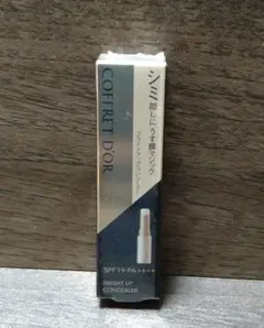 COFFRET D'OR コフレドール ブライトアップコンシーラー