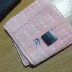 BURBERRY　タオルハンカチ