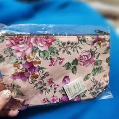 ❤FLORINA pouch ❤ フラワープリント ポーチ - メルカリ