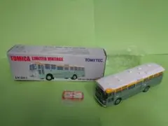 Item thumbnail for item 6aa1a43d-b5a2-4712-9c32-730abc083f19