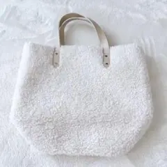 【新品未使用】ボアトート トートバッグ ハンドバッグ 鞄 大容量 アイボリー