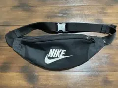 【美品】NIKE ナイキ ボディバッグ ウエストポーチ ブラック
