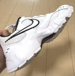 NIKE ナイキ エア ハイツ ウィメンズ スニーカー24.5cmのサムネイル