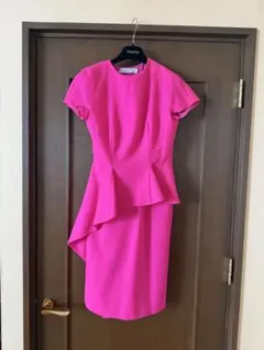 Christian Dior ピンク ペプラム ワンピースのサムネイル