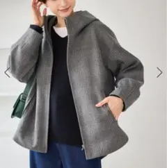 【新品未使用】ジップアップフーディ　ロペピクニック　アウター