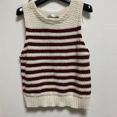 ZARA ノースリーブ ニット ボーダー柄　レッドのサムネイル