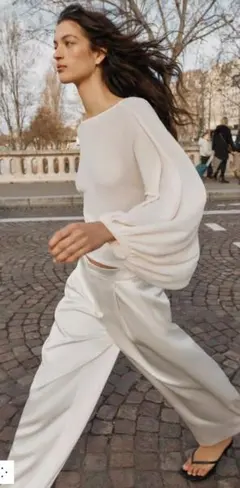 ZARA　ニットバルーンスリーブトップス　ザラ